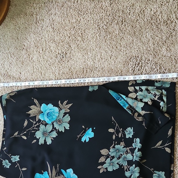 Alfred Dunner Floral Black and Blue Women's Skirt, Size 16 - Picture 5 of 8